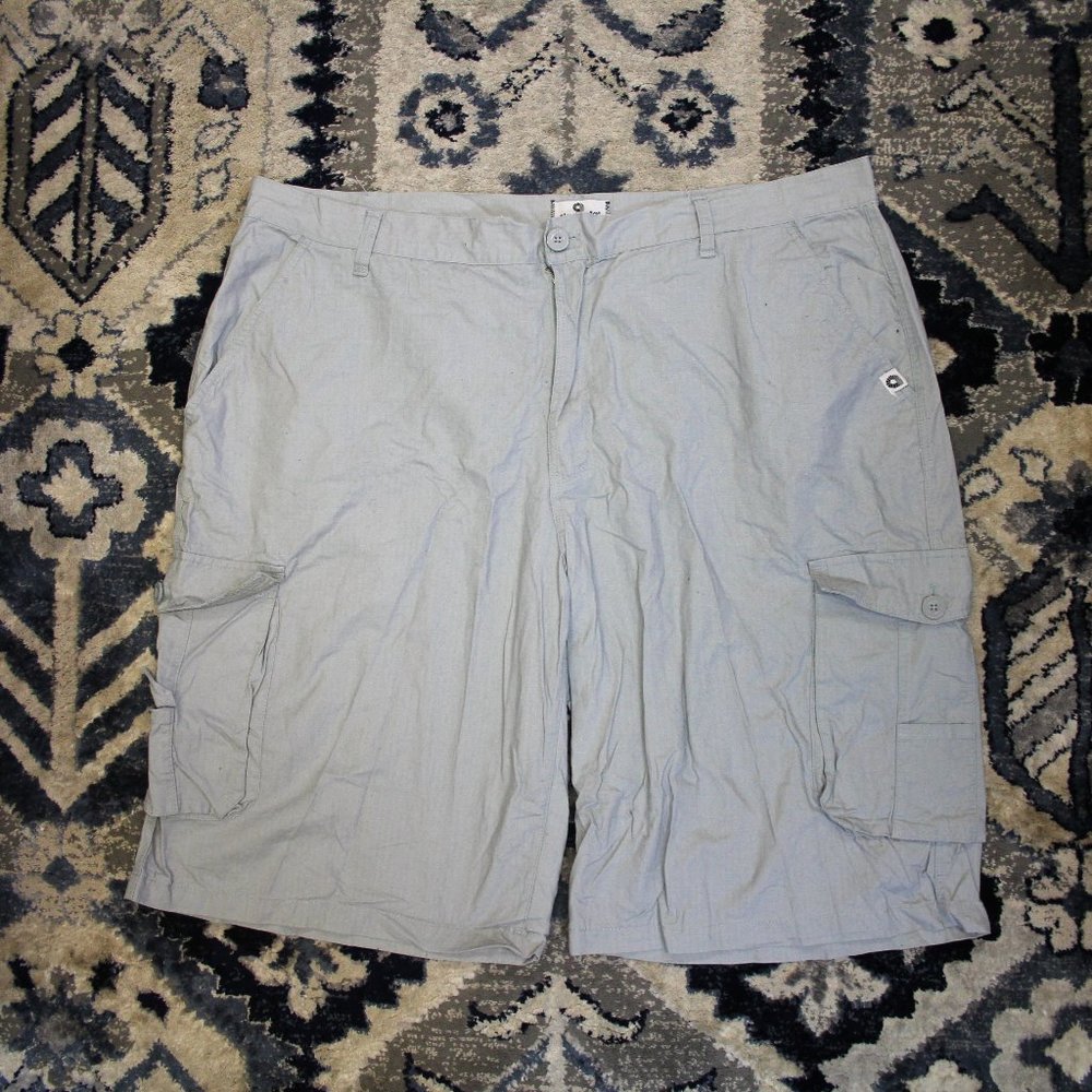 Akademiks grey cargo shorts